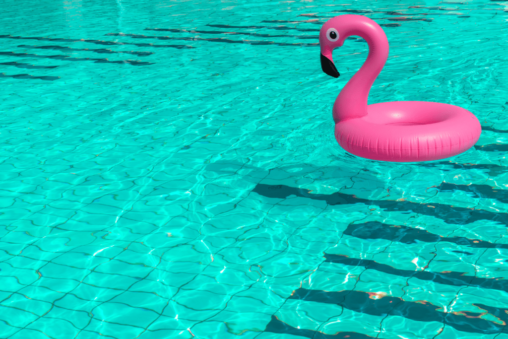 Do Salt Water Pools Use Chlorine?