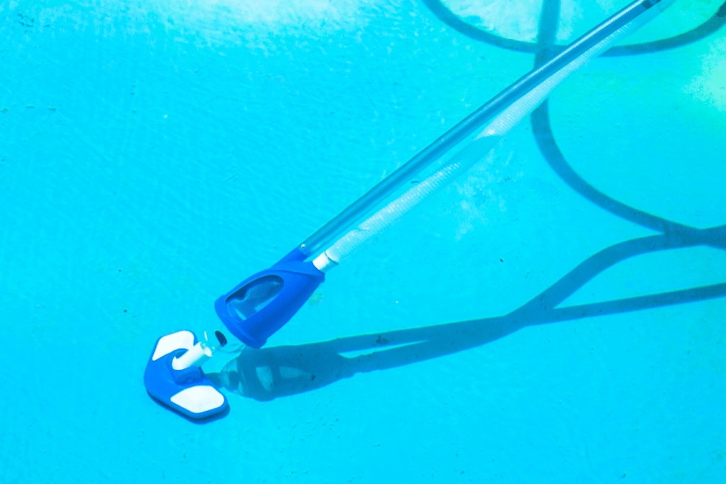 What To Look For In A Handheld Pool Vacuum?